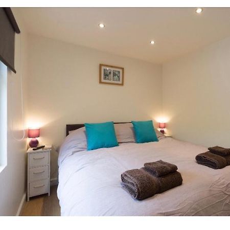 Ferienwohnung Alexandra Annexe Bath Exterior foto