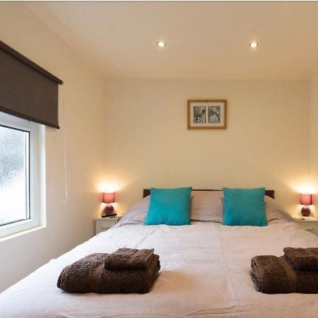 Ferienwohnung Alexandra Annexe Bath Exterior foto